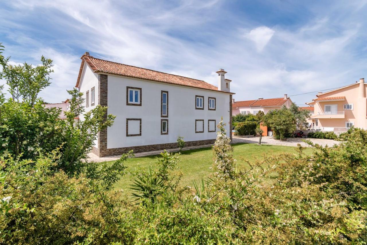 Vip House - Pool & Beach In Caparica Шарнека Экстерьер фото