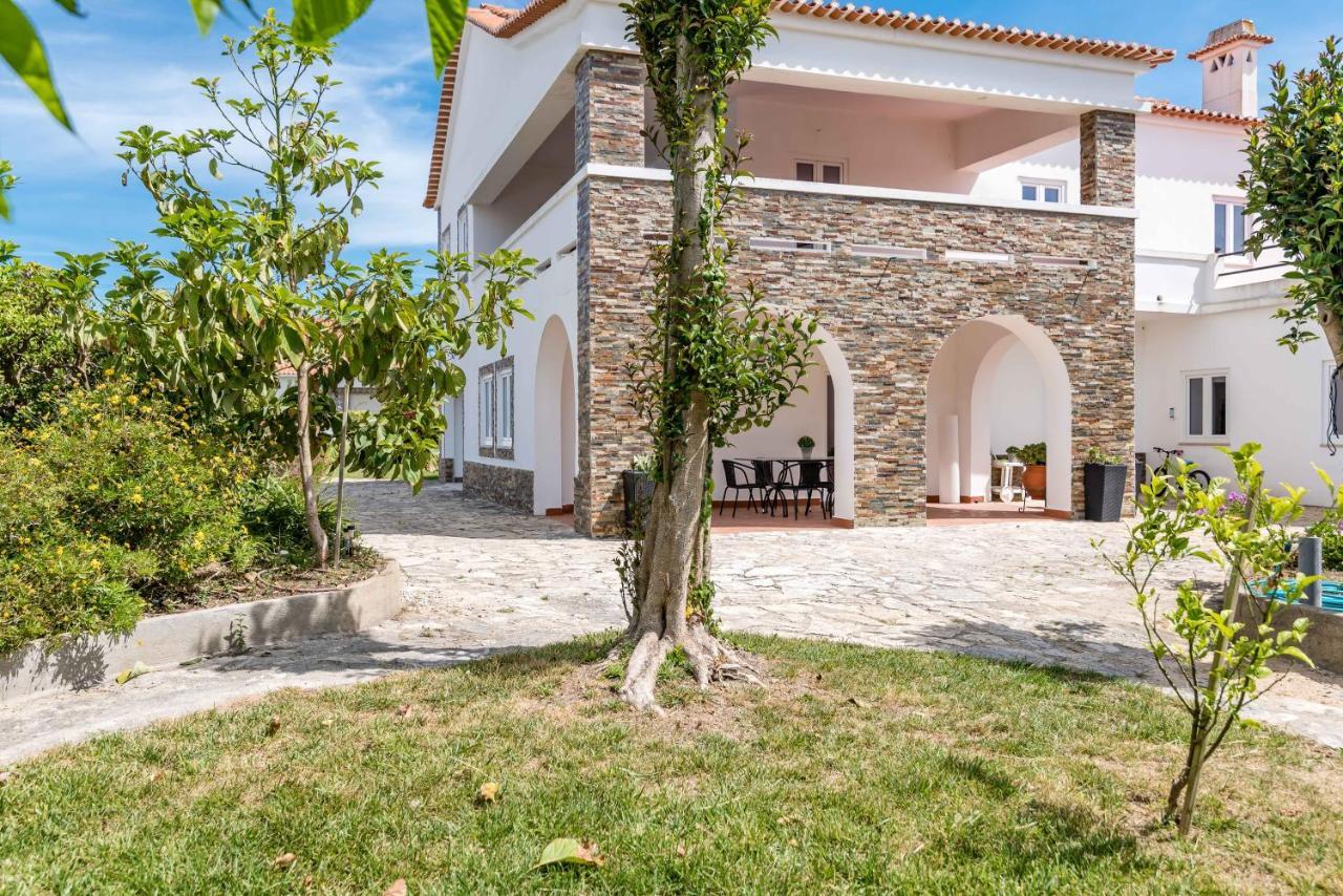 Vip House - Pool & Beach In Caparica Шарнека Экстерьер фото
