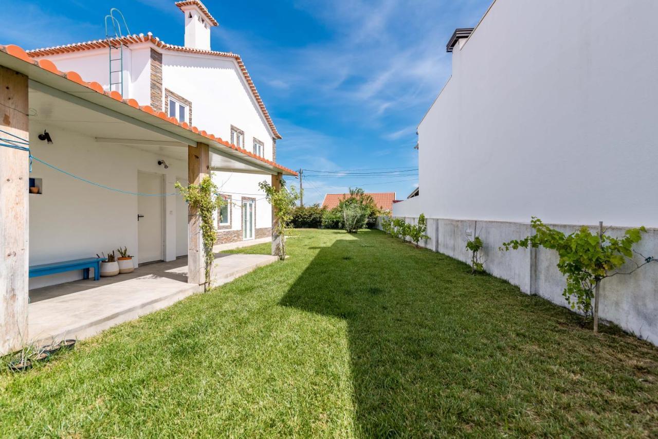 Vip House - Pool & Beach In Caparica Шарнека Экстерьер фото